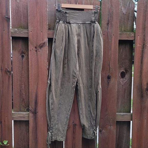 Free People Billie Trousers Olive Green Pants - Picture 3 of 6